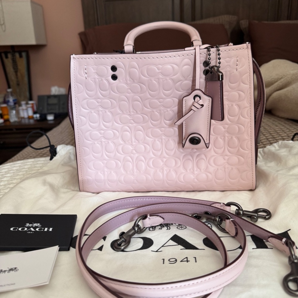 NWT -Coach Rogue 25 28639 Sig Embossed Leather with Floral Print Lining Ice Pink